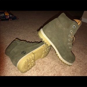 Army green TIMBERLANDS